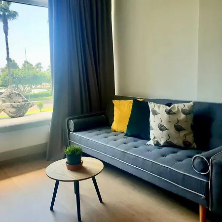아파트 Beautiful Apartment, Gaia On The Beach 5.0 레메소스