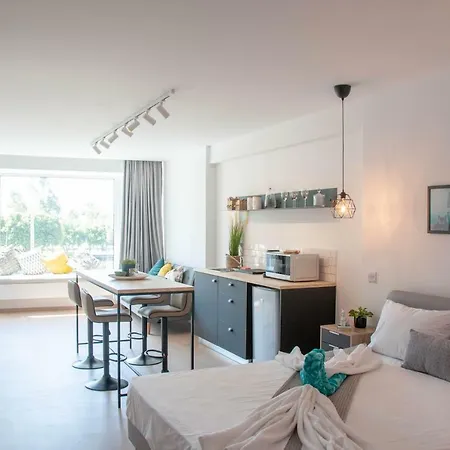 Apartament Beautiful Apartment, Gaia On The Beach 5.0
