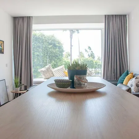 Beautiful Apartment, Gaia On The Beach 5.0 דירה